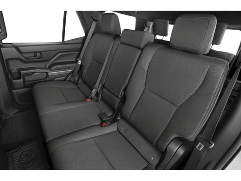Used 2025 Toyota 4Runner SR5 AWD/4WD image 11