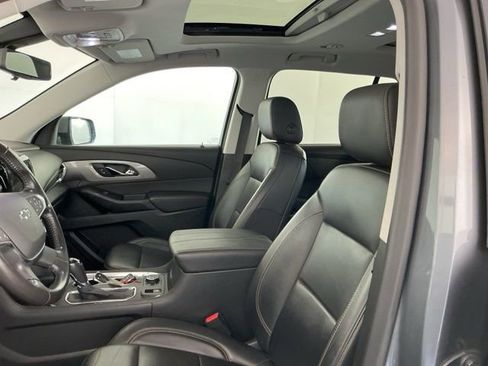 Used 2020 Chevrolet Traverse RS w/ LPO, 'HIT The Road' Package image 10