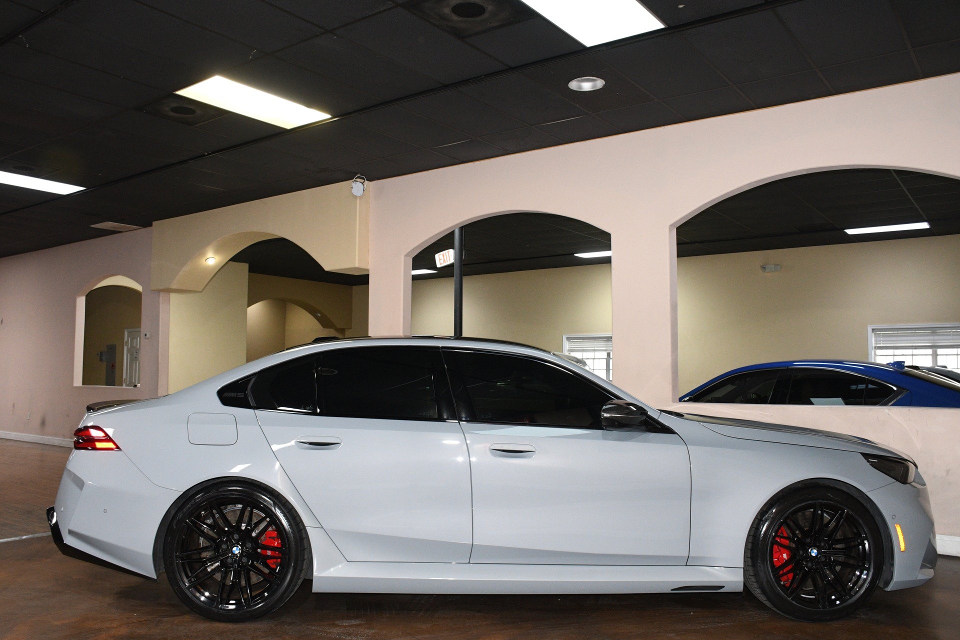 Used 2025 BMW M5 w/ Carbon Package AWD/4WD image 52