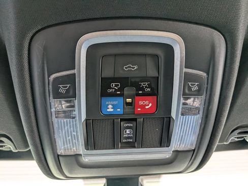 Used 2020 RAM 1500 Laramie w/ Sport Appearance Package AWD/4WD image 21