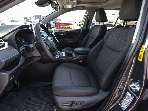 Used 2024 Toyota RAV4 XLE w/ Convenience Package AWD/4WD image 19