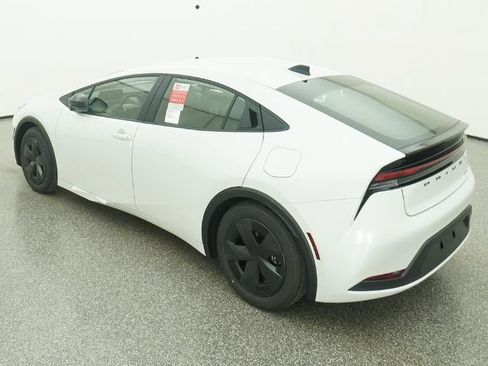 New 2026 Toyota Prius LE image 27