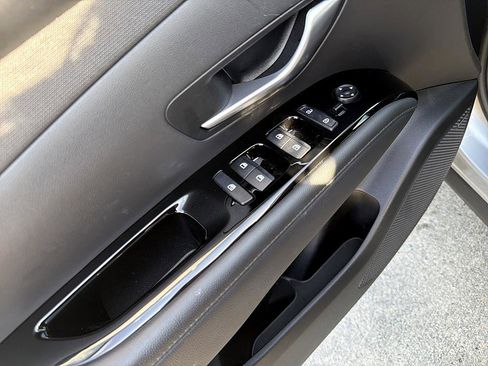 Used 2023 Hyundai Tucson Limited image 10