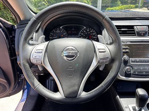 Used 2017 Nissan Altima 2.5 SR FWD image 17