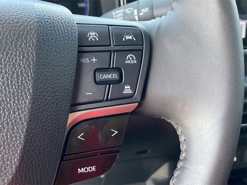 Used 2026 Toyota Camry XLE image 25