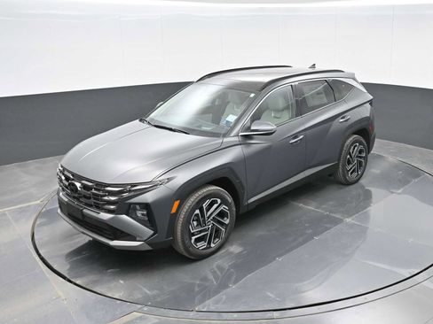 New 2026 Hyundai Tucson Limited image 25