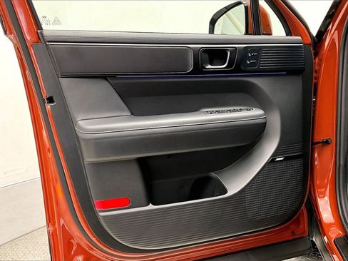 Certified 2025 Hyundai Santa Fe Calligraphy image 18