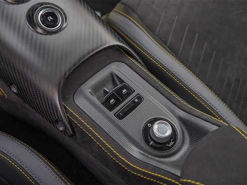 New 2024 Maserati MC20 Coupe image 21