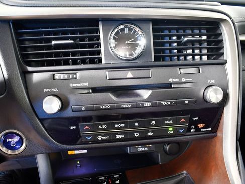 Used 2022 Lexus RX 450h AWD image 31