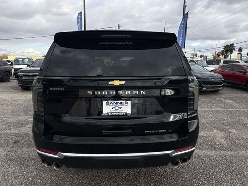 New 2026 Chevrolet Suburban Premier image 6