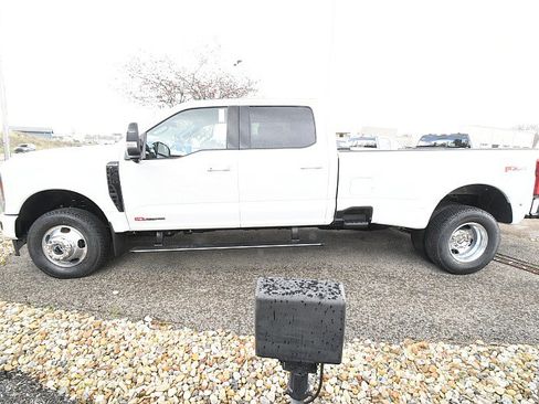 New 2026 Ford F350 Platinum image 4