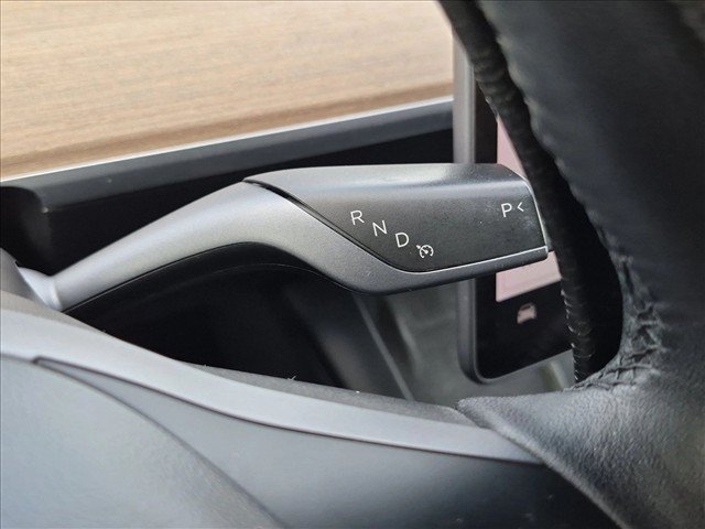 Used 2021 Tesla Model Y Long Range AWD/4WD image 12
