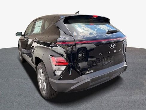 New 2026 Hyundai Kona SE AWD/4WD image 3