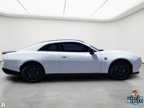 Used 2026 Dodge Charger Scat Pack AWD/4WD image 6