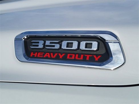 Used 2024 RAM 3500 Big Horn image 7