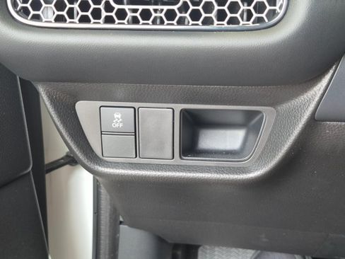 Used 2023 Honda HR-V Sport image 11