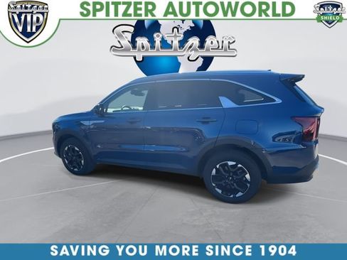 Certified 2024 Kia Sorento S AWD/4WD image 7