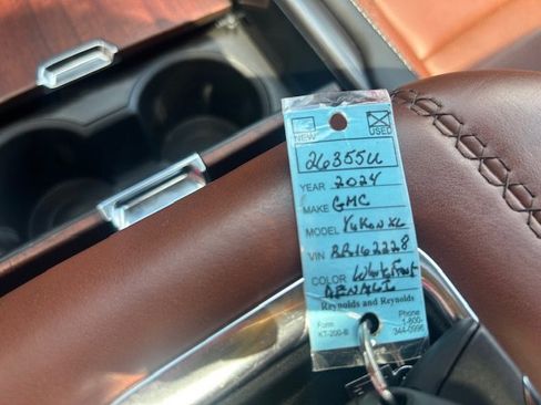 Used 2024 GMC Yukon XL Denali Ultimate image 26