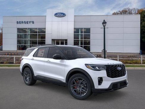 New 2025 Ford Explorer ST image 7