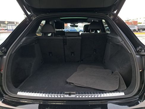 Used 2024 Audi Q3 2.0T Premium image 28