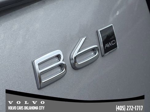 New 2026 Volvo XC90 B6 Plus w/ Protection Package Premier image 9