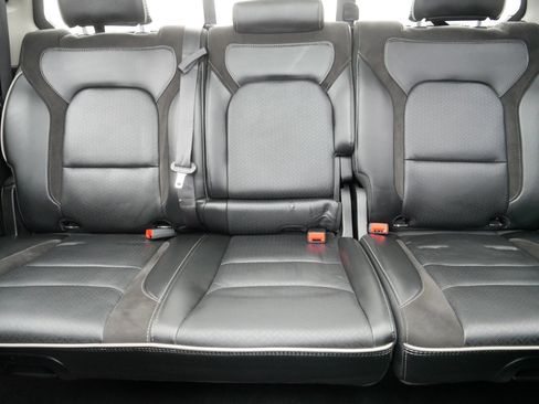 Used 2022 RAM 1500 Laramie image 13