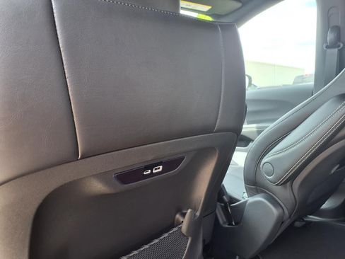 New 2026 Chrysler Pacifica Select w/ S Appearance Package FWD image 20