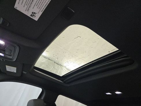 Used 2025 GMC Sierra 1500 AT4 w/ AT4 Premium Package image 27