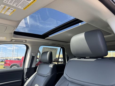 New 2026 Ford Expedition Max Active image 22