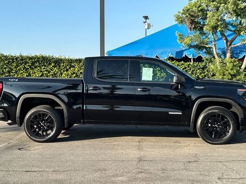 Used 2022 GMC Sierra 1500 Elevation w/ LPO, Elevation Black Package image 3