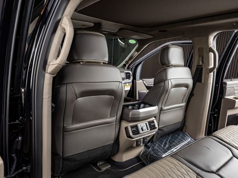 Used 2025 Ford F150 Platinum w/ Equipment Group 703A Plus image 34