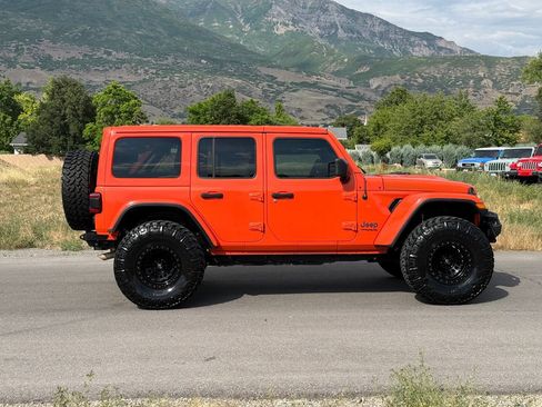 Used 2020 Jeep Wrangler Unlimited Rubicon AWD/4WD image 8