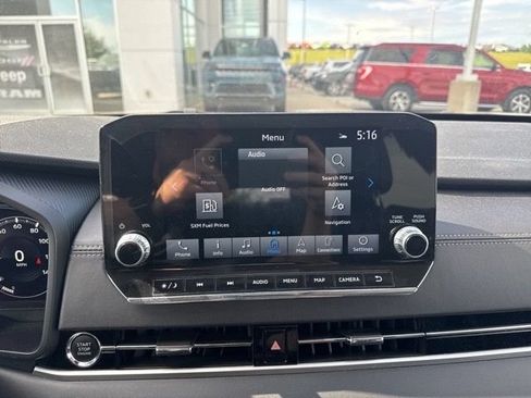Used 2024 Mitsubishi Outlander SEL AWD/4WD image 21