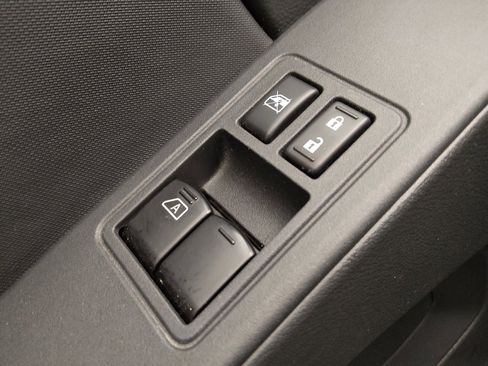 Used 2022 Nissan Frontier S w/ Technology Package image 27