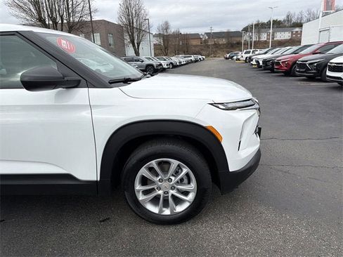 New 2026 Chevrolet TrailBlazer LS w/ LS Convenience Package image 2