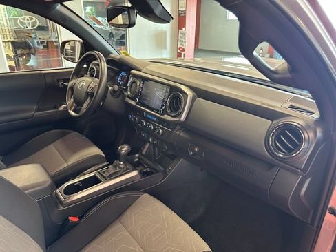 Certified 2023 Toyota Tacoma TRD Sport AWD/4WD image 17