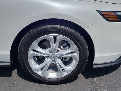 Certified 2024 Honda Accord LX image 6