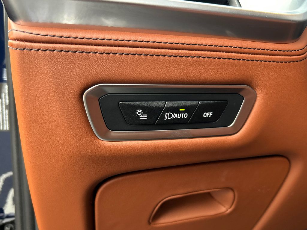 Used 2025 BMW ALPINA XB7 AWD/4WD image 13