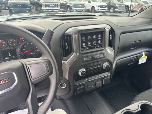 New 2026 GMC Sierra 2500 Pro w/ Convenience Package image 22