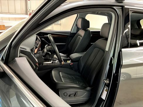 Used 2023 Audi Q5 2.0T Premium Plus w/ Premium Plus Package AWD/4WD image 28