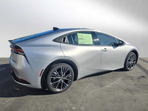 New 2026 Toyota Prius Limited image 3