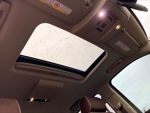 Used 2018 Chevrolet Silverado 3500 High Country w/ Duramax Plus Package image 13