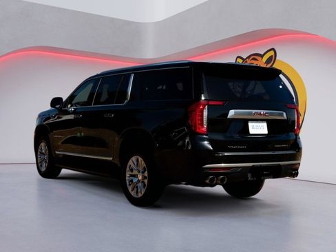 Used 2024 GMC Yukon XL Denali AWD/4WD image 7