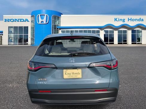Used 2025 Honda HR-V LX image 9