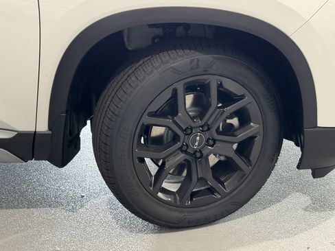 New 2025 Honda Pilot Touring image 26