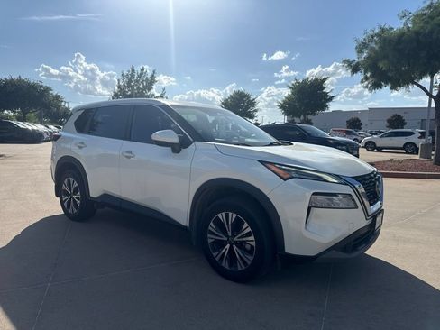 Certified 2022 Nissan Rogue SV FWD image 7