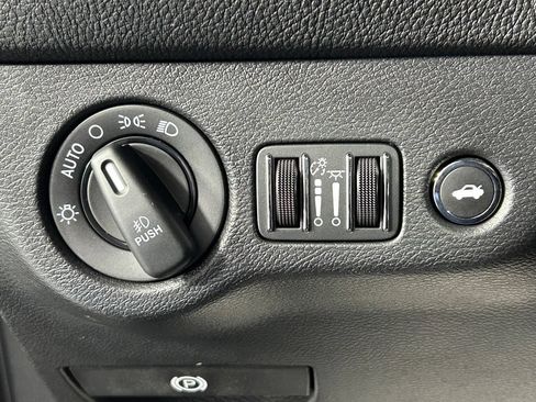 Used 2021 Dodge Challenger R/T Scat Pack RWD image 26