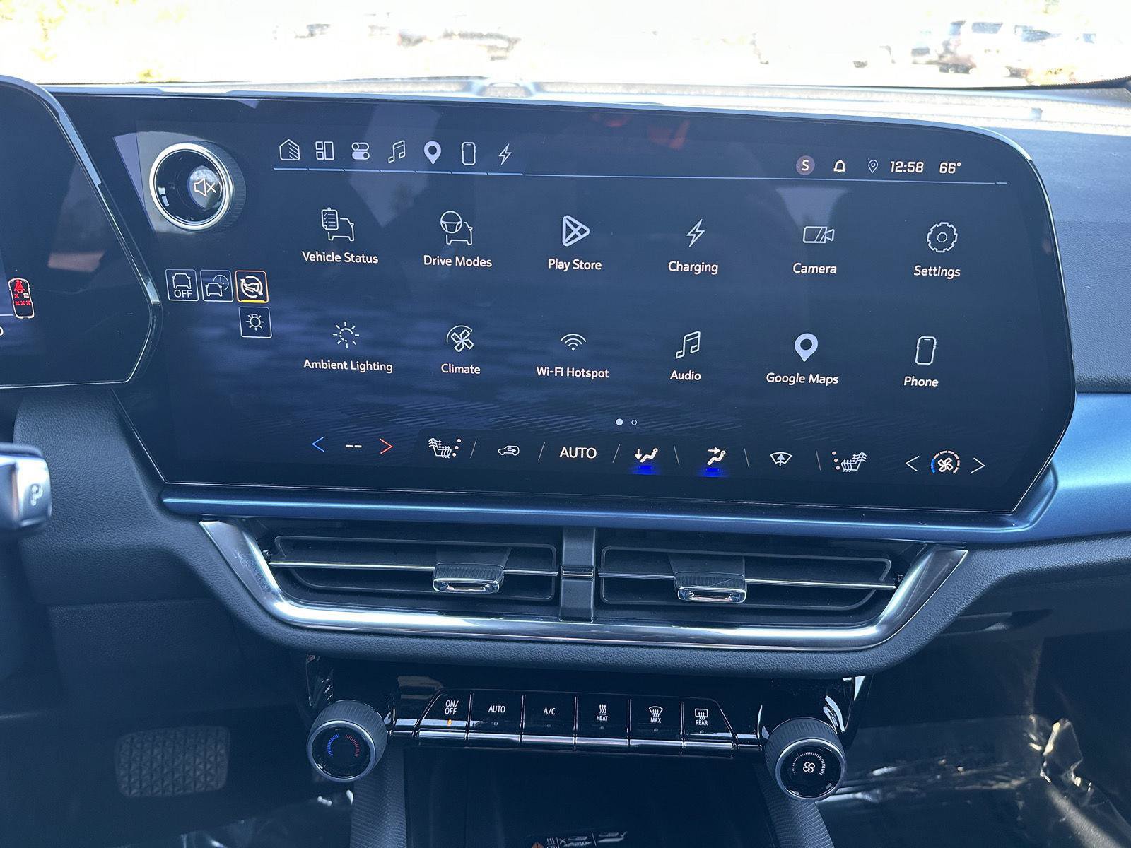 Certified 2025 Chevrolet Equinox EV LT w/ Convenience Package FWD image 48