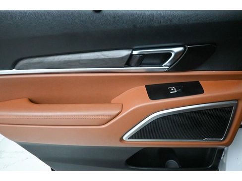 Used 2023 Kia Telluride EX X-Line image 21