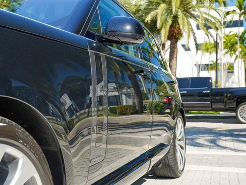 Used 2023 Land Rover Range Rover Long Wheelbase Autobiography image 7